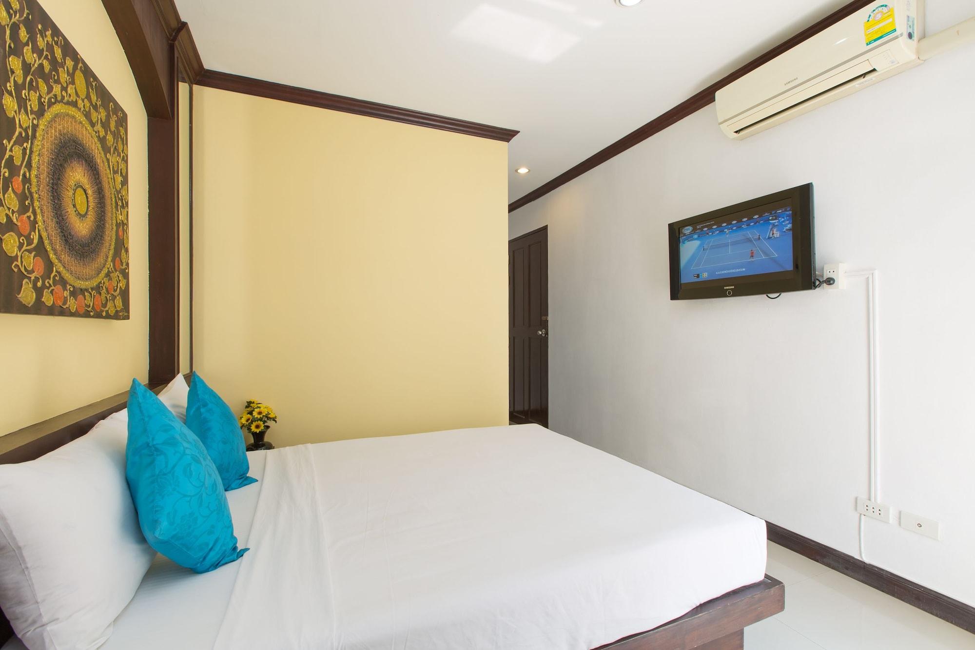 Patong Buri Hotel Extérieur photo