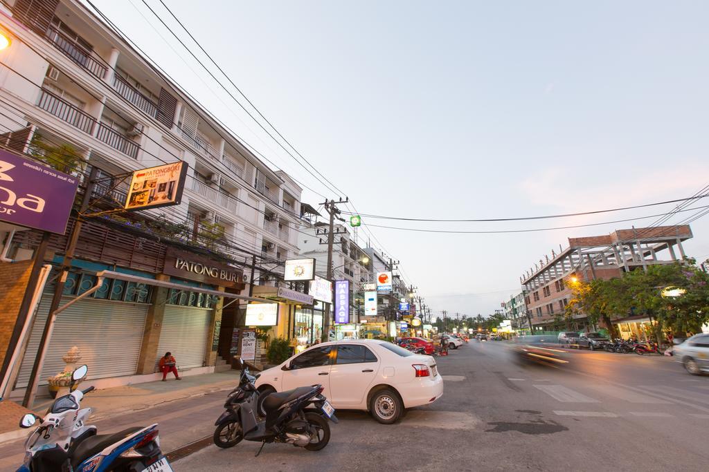 Patong Buri Hotel Extérieur photo